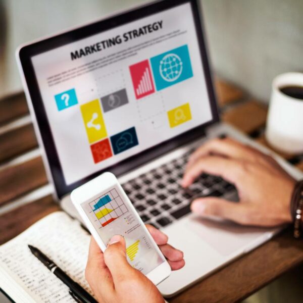 marketing-strategy-connting-digital-devices-concept (1)